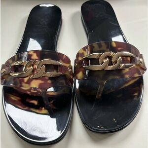 Vince Camuto jelly thong slides